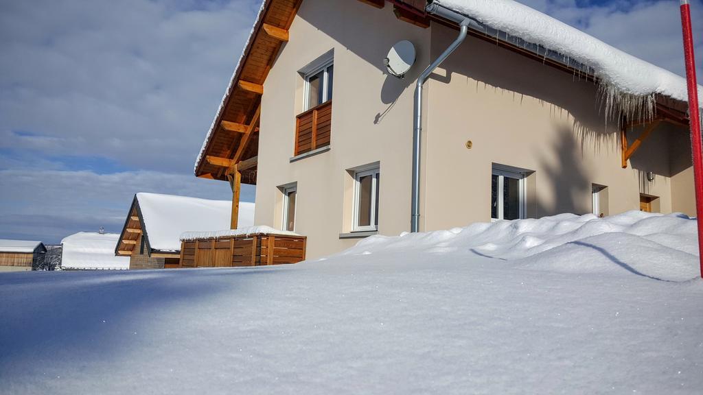 Magnifique Appartement A La Montagne Classe 4 Etoiles Chapelle-des-Bois Exteriér fotografie